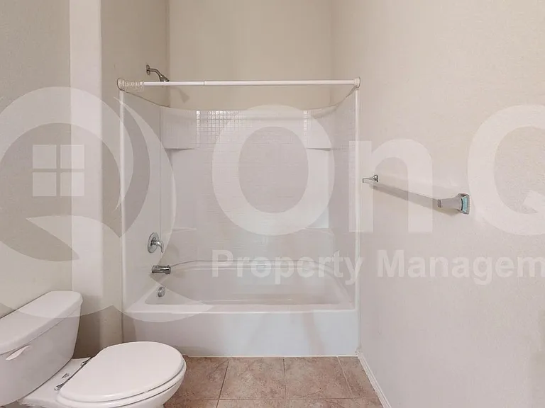 2213 Heaton St — Photo 19