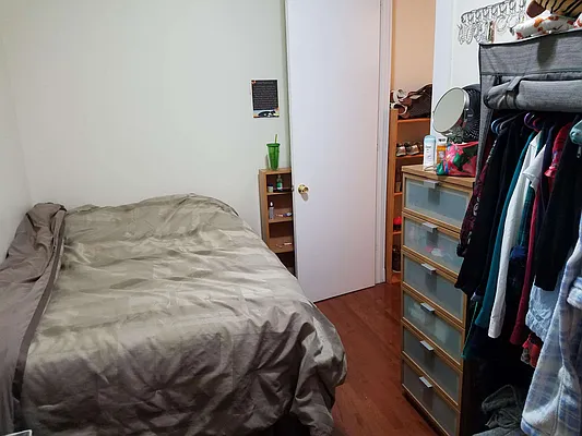 Rented by The Hamilton Group | media 18