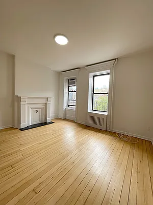 Rented by Compass | media 12