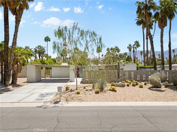 2719 E Plaimor Ave, Palm Springs, CA 92262