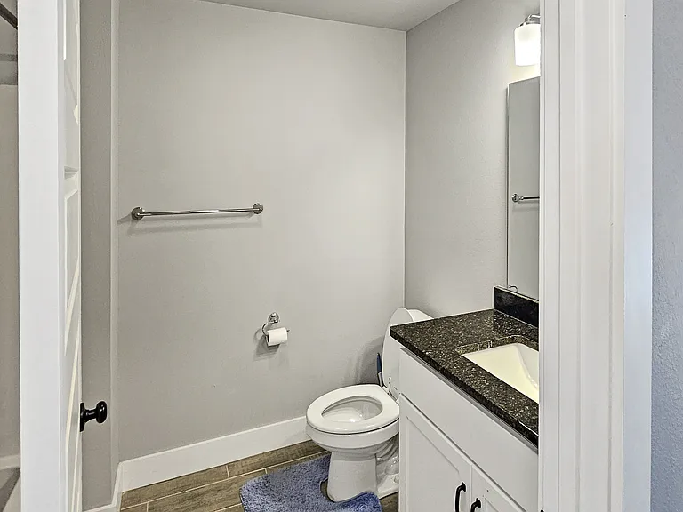 2091 Bluebonnet Ln — Photo 27