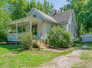 227 Woodlawn Rd, Lincoln, IL 62656