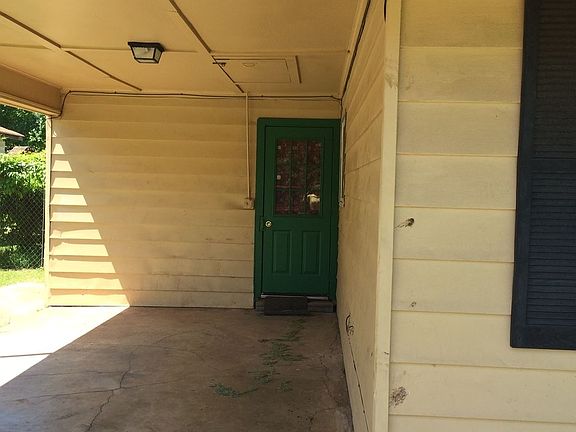 2nd image of 3211 Galaxy Dr