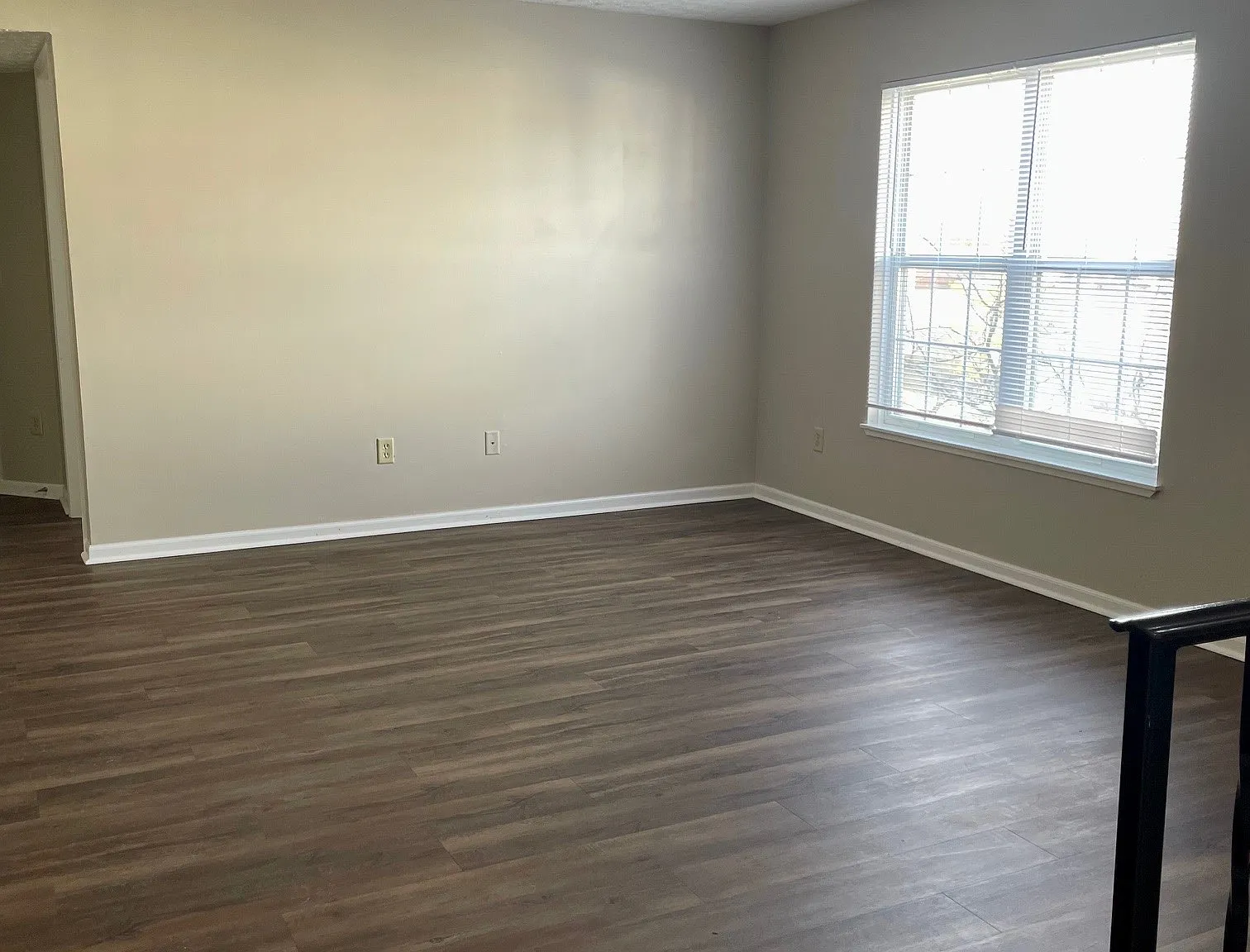5517 Garden Rdg — Photo 3