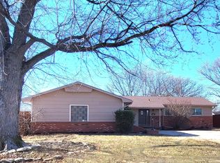 1313 Berry Ave, Newton, KS 67114