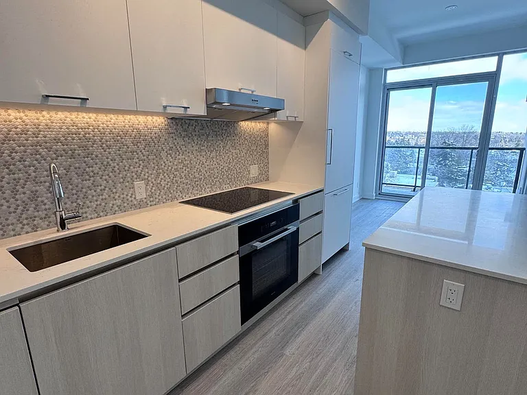 8188 Yonge St #617 — Photo 15