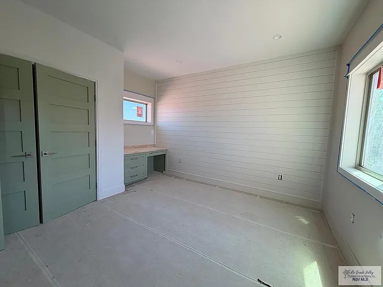 2200 Laredo Rd #12 — Photo 32