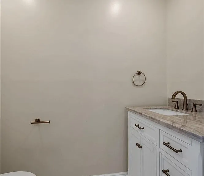 68 Edgewood Rd #B — Photo 16