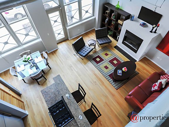 Living Room / Dining Room