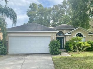1056 Osprey Cove Cir, Groveland, FL 34736