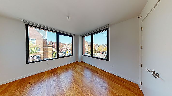 1st image of 123 Melrose St APT 211