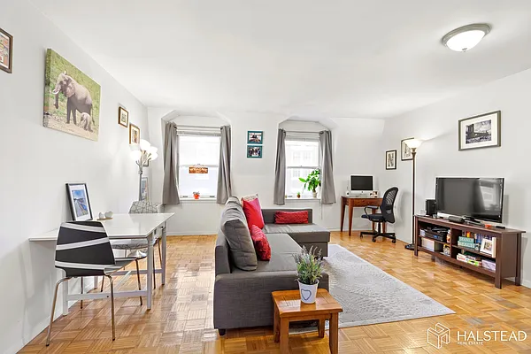 Rented by Halstead Real Estate | media 11