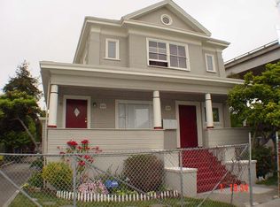 598 32nd St #1, Oakland, CA 94609