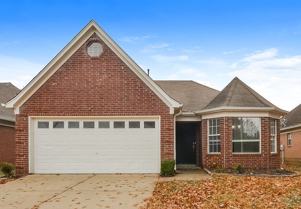 1st image of 7558 Fox Hunt Dr E
