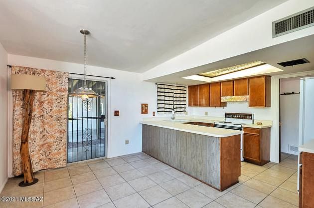 1st image of 2601 W Calle Padilla