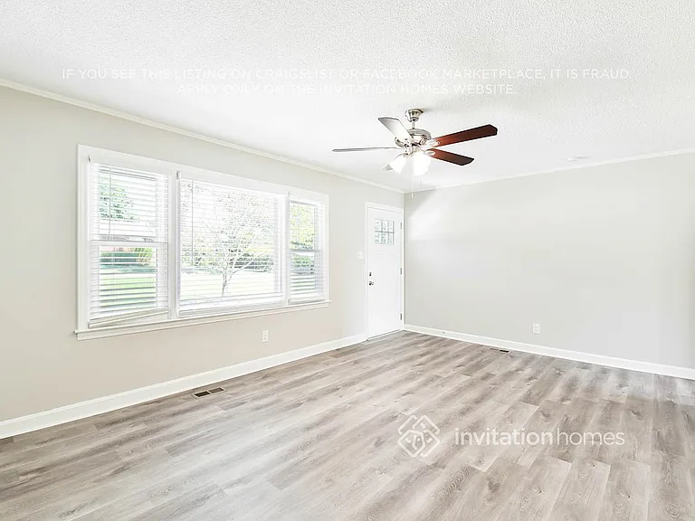 2134 Hopedale St — Photo 6
