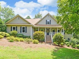 110 Jenny Ct, Cornelia, GA 30531