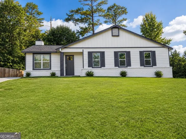 7791 Chase Woods Dr, Jonesboro, GA 30236