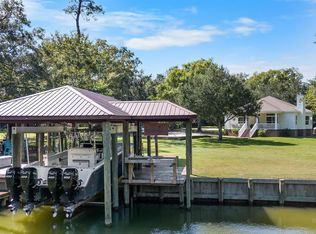 22411 Geno Ln, Gulf Shores, AL 36542