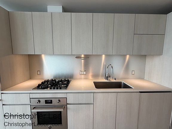 2nd image of 338 Potrero Ave Unit 805