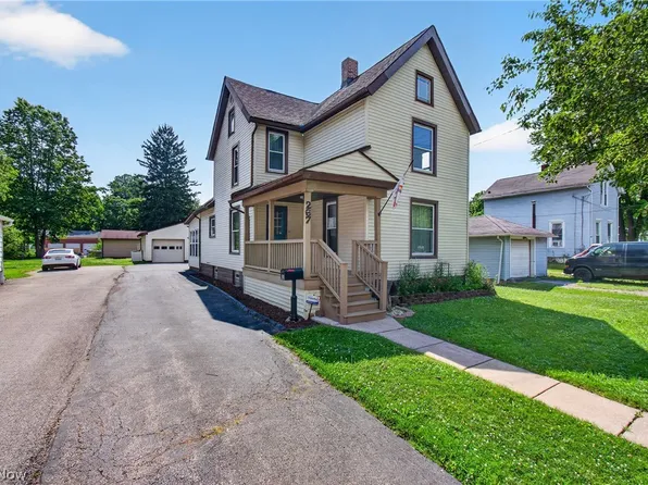 267 King St, Ravenna, OH 44266
