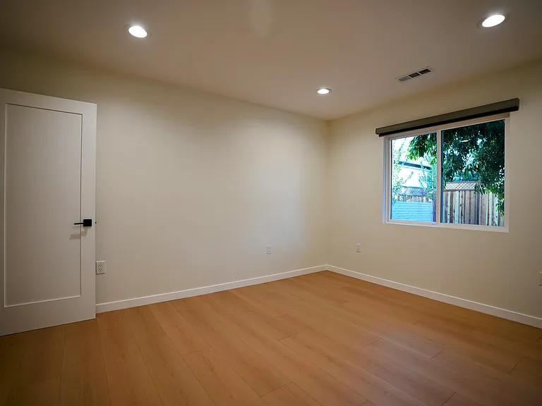 12548 Paseo Flores — Photo 11