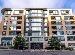 360 Patricia Ave #322, Ottawa, ON K1Z 0A8