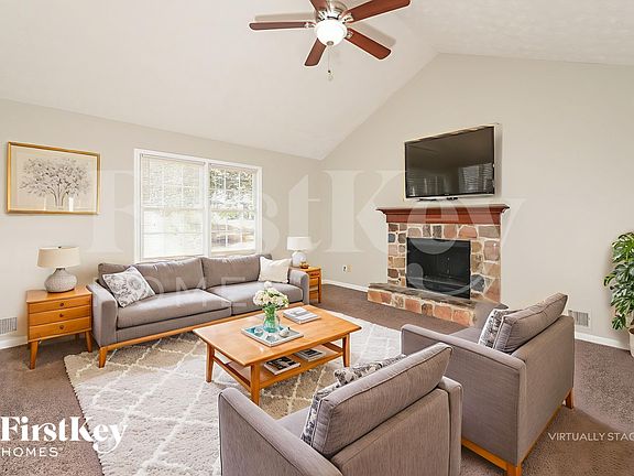 3rd image of 2290 Georgia Ln