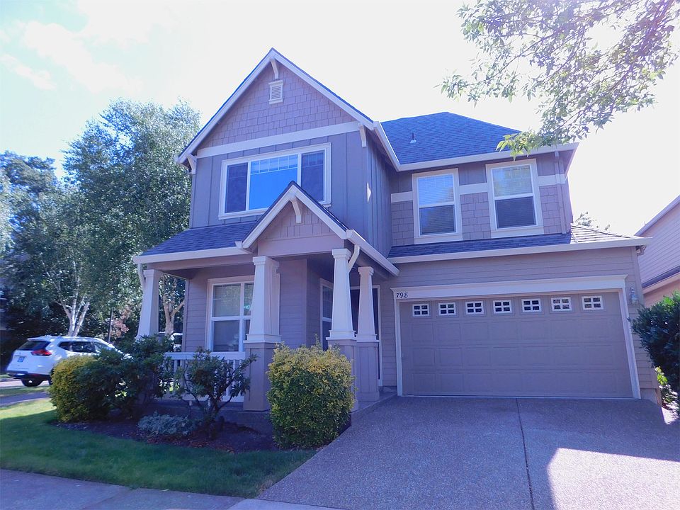 1st image of 798 NE Caden Ave