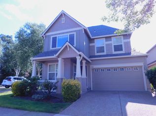 798 NE Caden Ave, Hillsboro, OR 97124