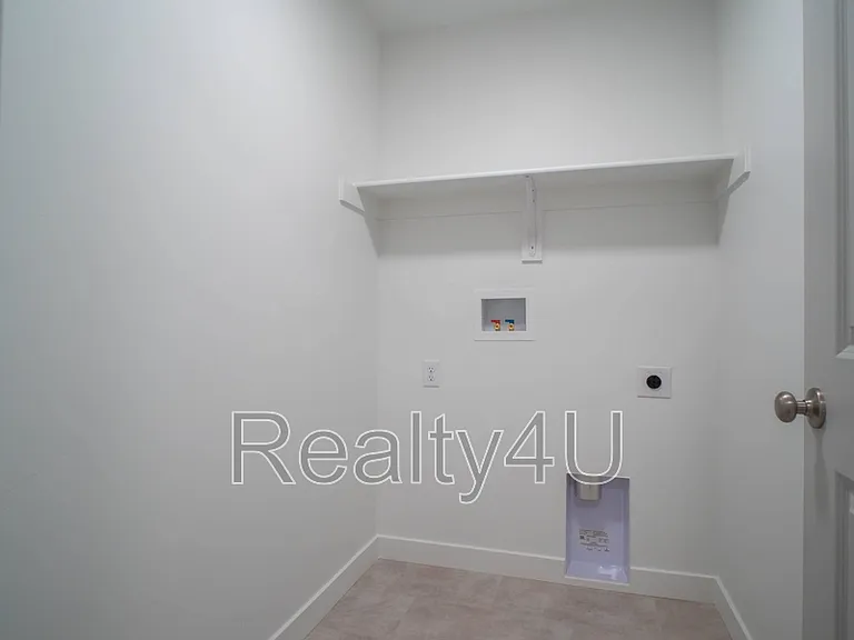 3545 Hardman Way #1 — Photo 11