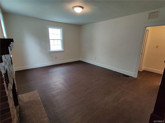 2nd image of 2512 Coles St
