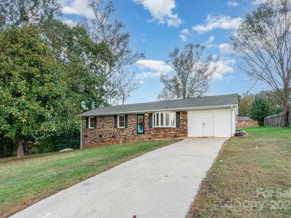 512 Ralphs Blvd, Gastonia, NC 28052