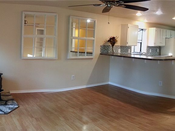 5th image of 4903 Marian Dr NE