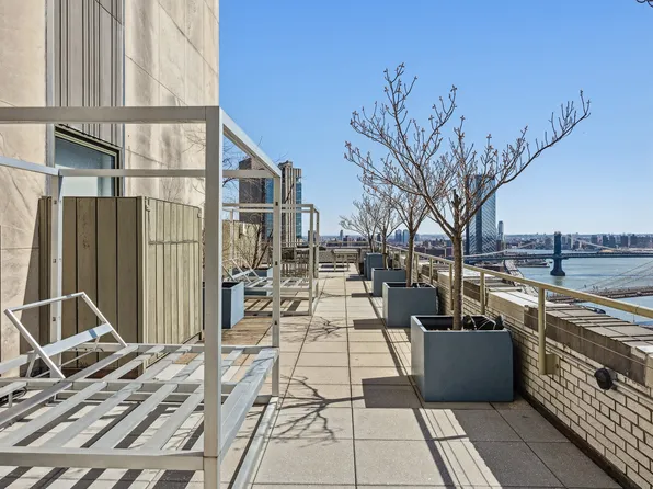 99 John Street image 21 of 25