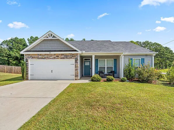 102 Claussen Dr, Greenwood, SC 29646