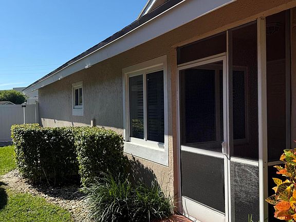 5th image of 1242 NW 51st Way