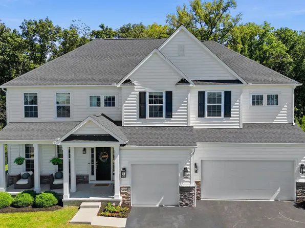 5560 Carlisle Dr, Grove City, OH 43123