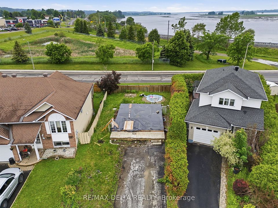 1st image of 2165 Cecile Cres
