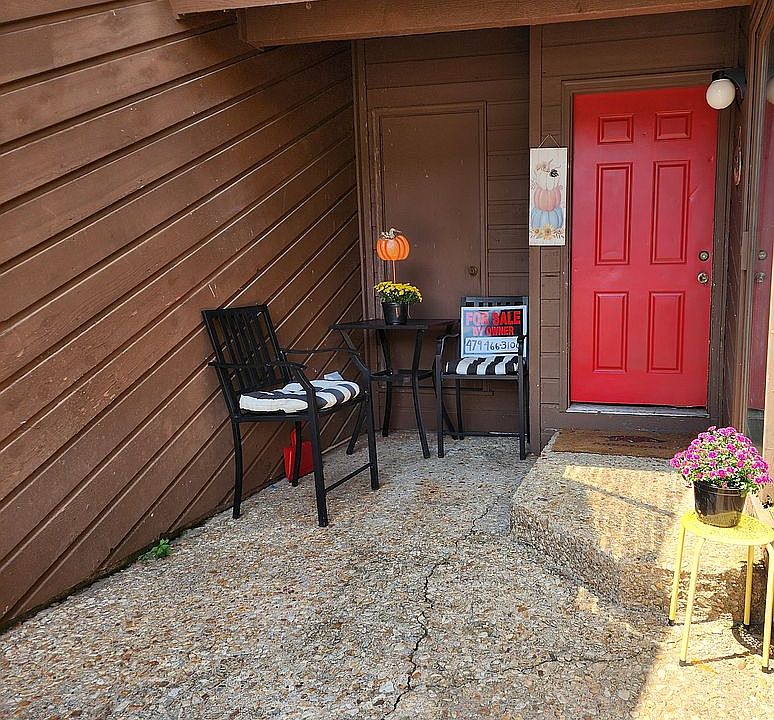 Private front entrance