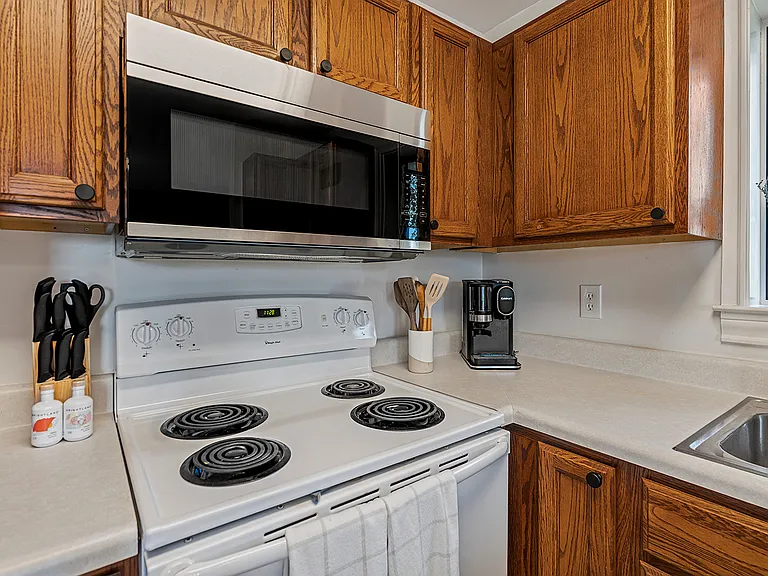 6910 Chinook Dr — Photo 12