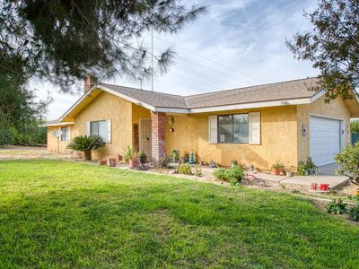 1572 W South Ave, Fresno, CA, 93706