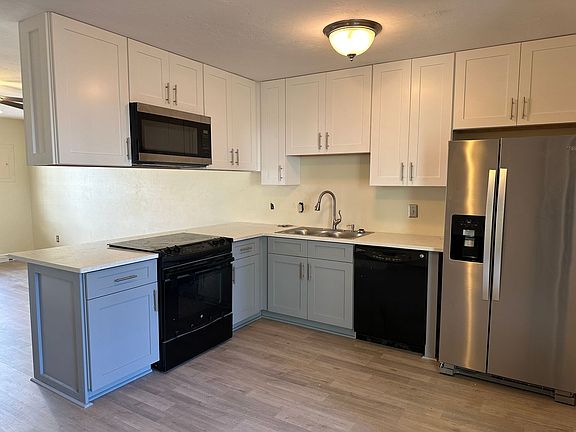 3rd image of 301 S Lipona Rd APT 24