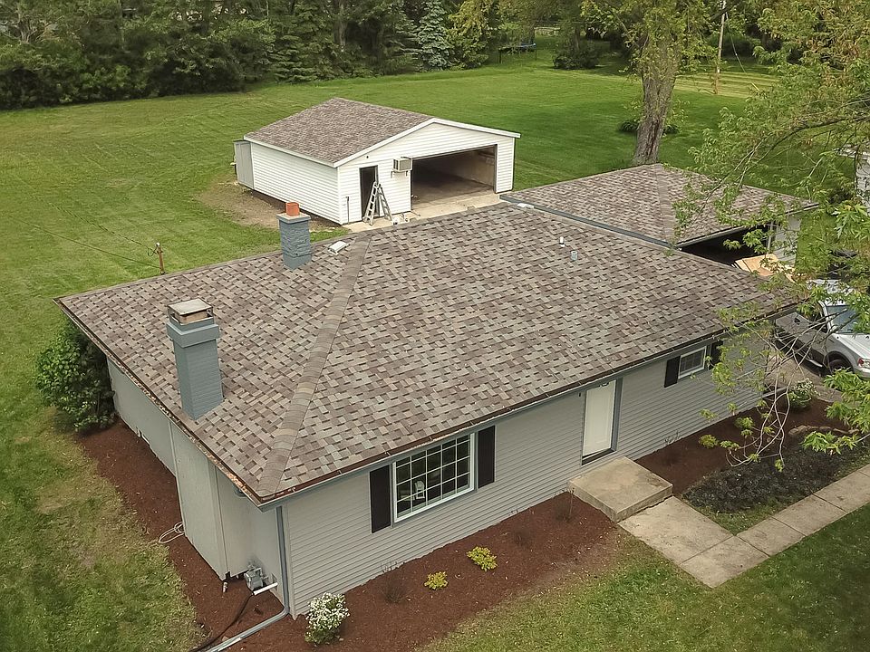 1st image of 8038 W Hilltop Ln