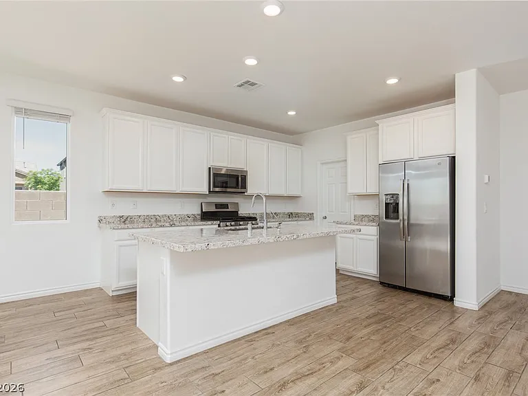 1639 Dire Wolf Ave — Photo 7