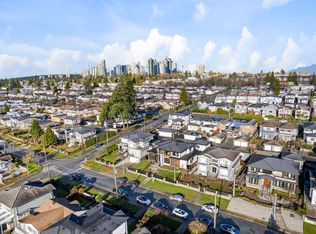 5619 Portland St, Burnaby, BC V5J 2R7