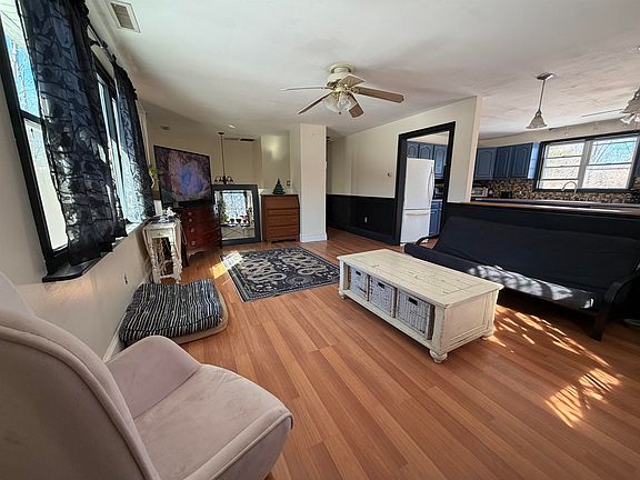 4th image of 26 Ocean Road