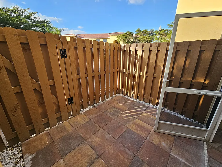4104 Bellasol Cir #1312 — Photo 23