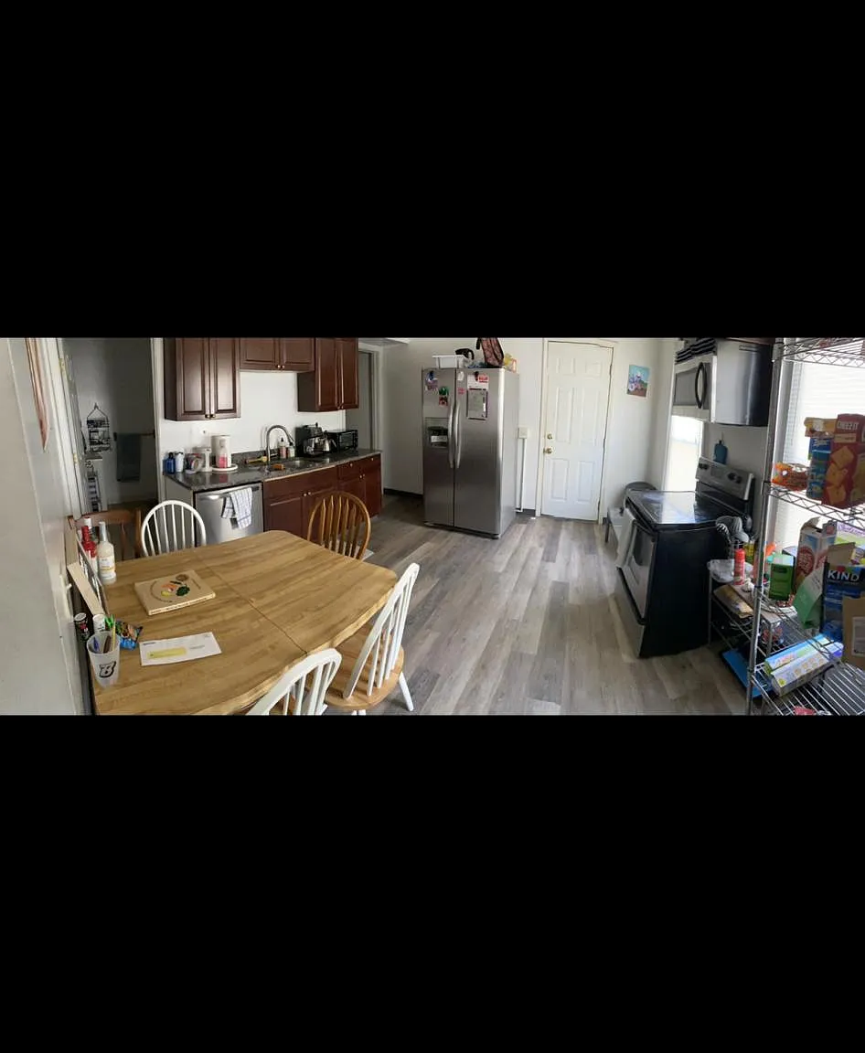 5 bed, 1872 sqft, $3,625 — Photo 1