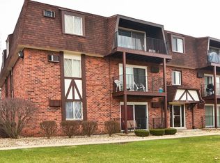 5723 W 129th St #2E, Crestwood, IL 60445